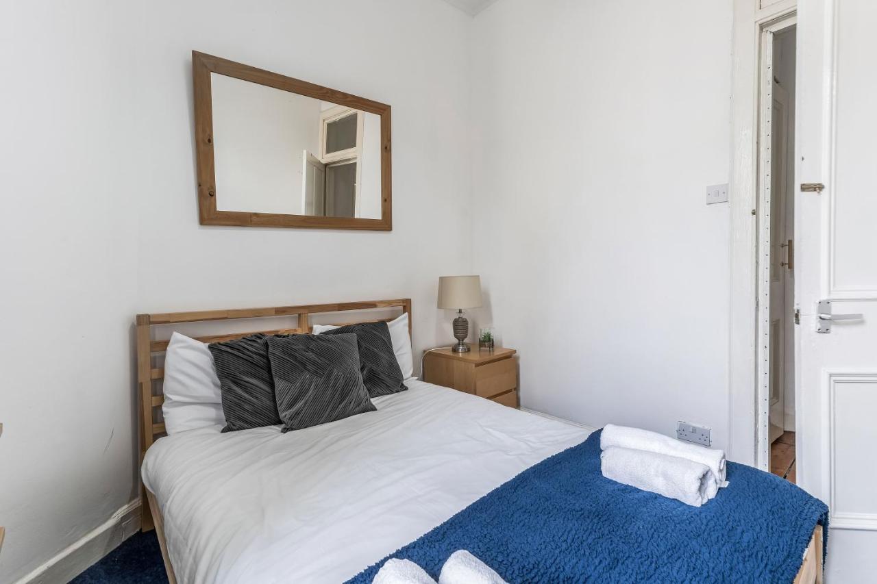 Central City Centre 2 Bedroom Flat - Close To Haymarket Train Station. Edimburgo Exterior foto